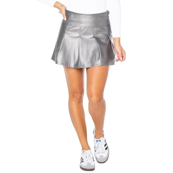 Celebrity Pink Women's Faux Leather Pleated Skort, Size L, Mini, Classic Fit - Picture 2 of 5